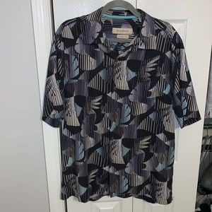 Tommy Bahama Floral Button Down Size Medium